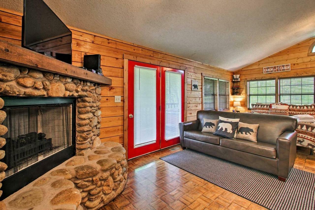 River Rush- Cozy Riverfront Cabin 5 Mi To Pigeon Forge Sevierville Exteriér fotografie